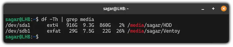 list USB drives using the df command in Linux